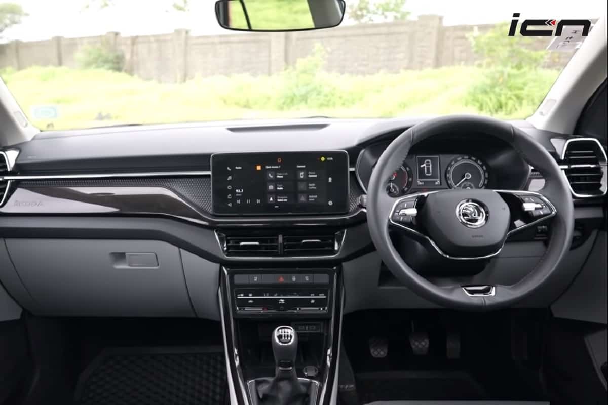 Kia Seltos và Toyota Corolla Cross lo sợ thất sủng vì siêu địch thủ ra mắt với giá chỉ từ 380 triệu ảnh 2