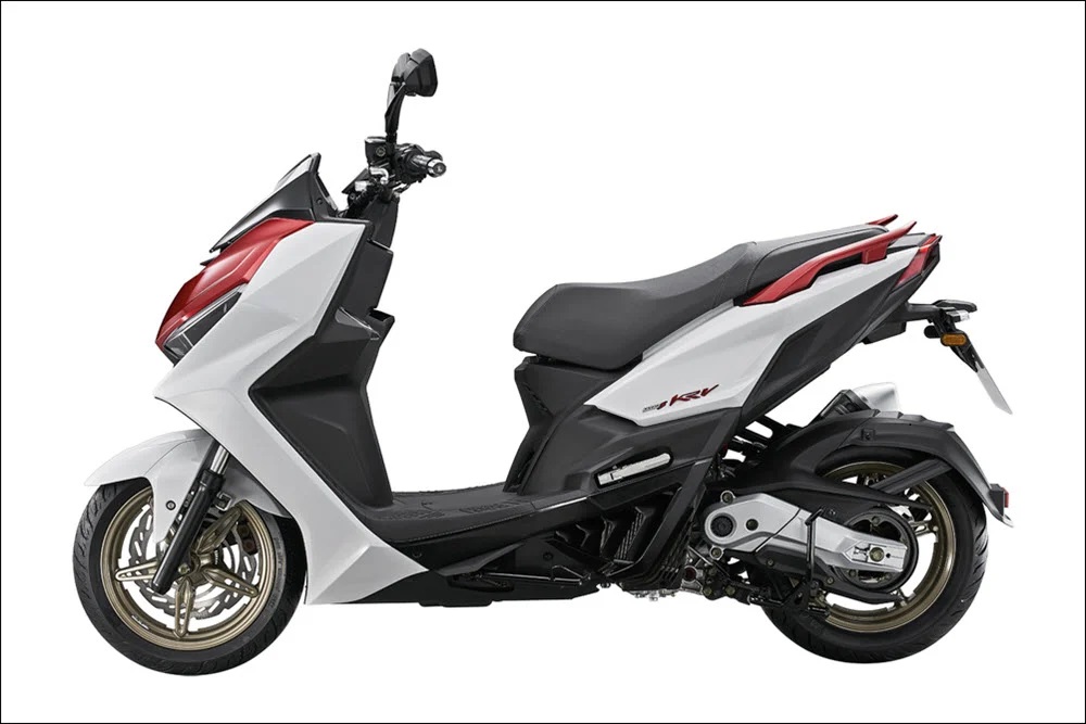 M&ecirc; mẩn mẫu xe tay ga gi&aacute; 74 triệu đồng vừa ra mắt: Thiết kế bắt mắt, động cơ mạnh hơn Honda SH 150i ảnh 3