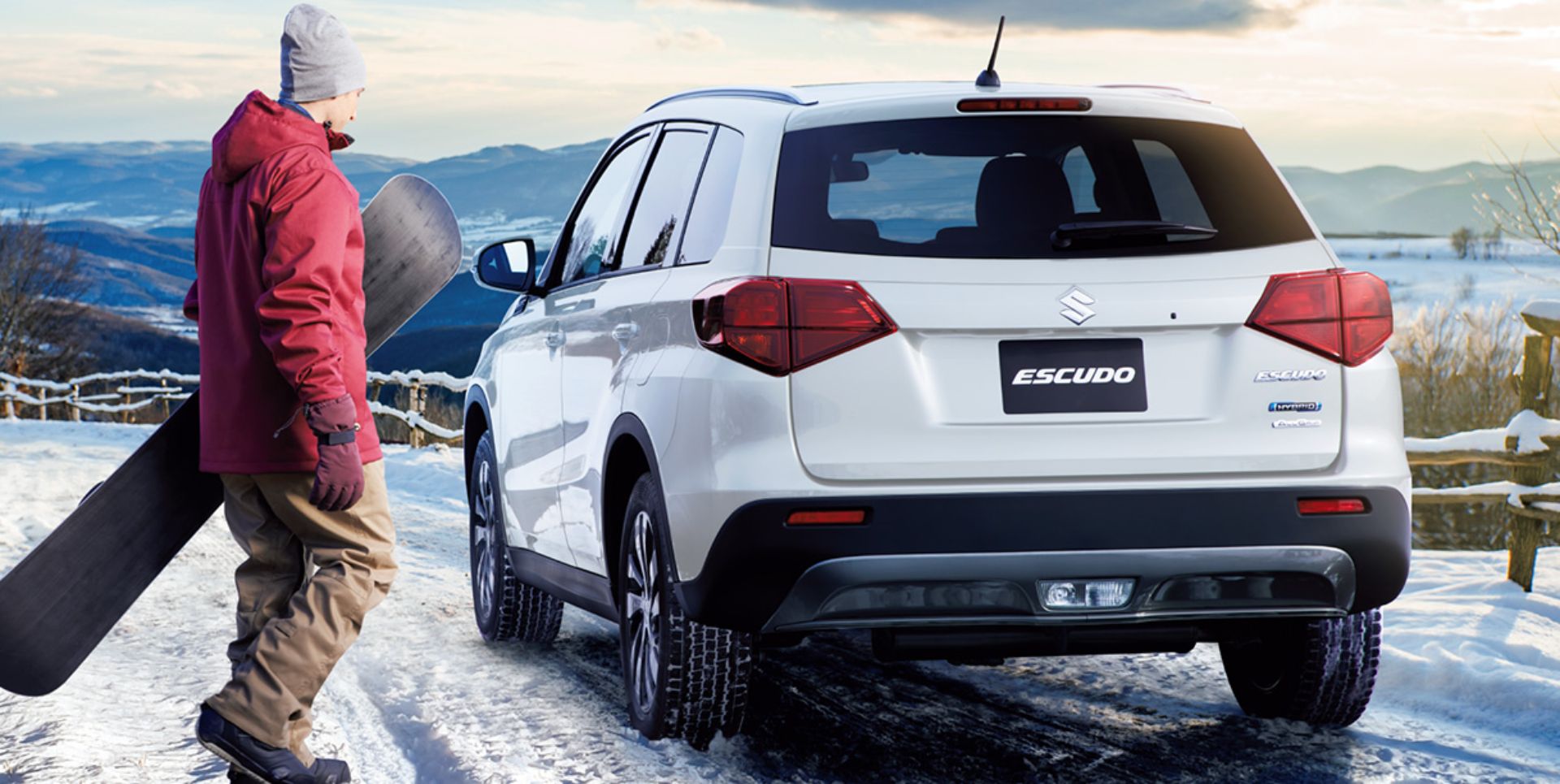 Suzuki bất ngờ n&acirc;ng cấp &lsquo;si&ecirc;u đối thủ&rsquo; của Hyundai Creta: Gi&aacute; cực rẻ, &lsquo;nuốt chửng&rsquo; cả Kia Seltos ảnh 1