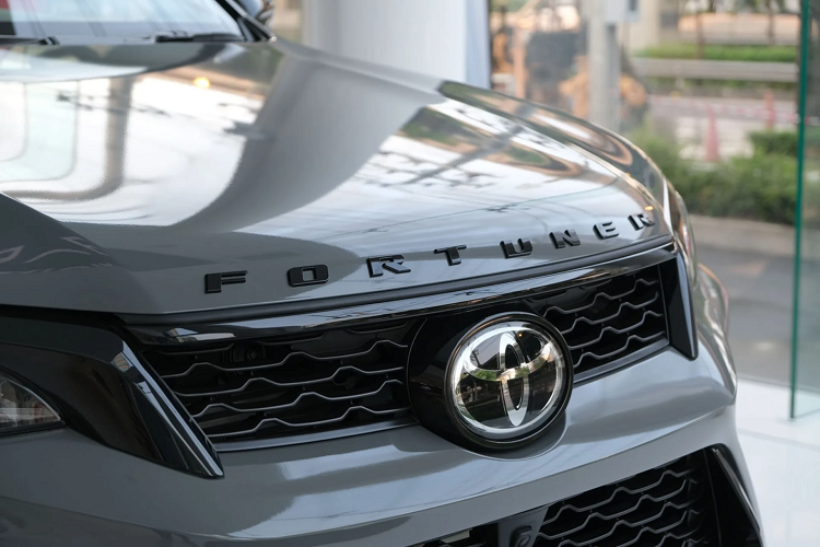 Chi tiết phiên bản mới của Toyota Fortuner, thiết kế và trang bị khiến Hyundai Santa Fe ‘tắt điện’ ảnh 2