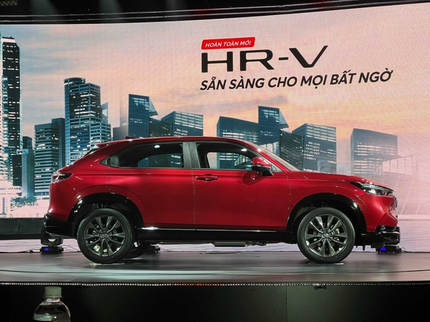 Honda HR-V hoàn toàn mới ra mắt khách Việt, giá bán khiến Hyundia Creta và Kia Seltos 'sững sờ' ảnh 1