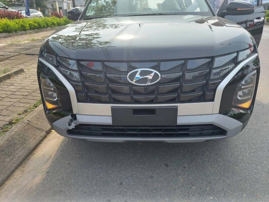 Hyundai Creta phiên bản mới đổ bộ đại lý Việt, trang bị khủng khiến Kia Seltos ‘chạy vắt giò lên cổ’ ảnh 2