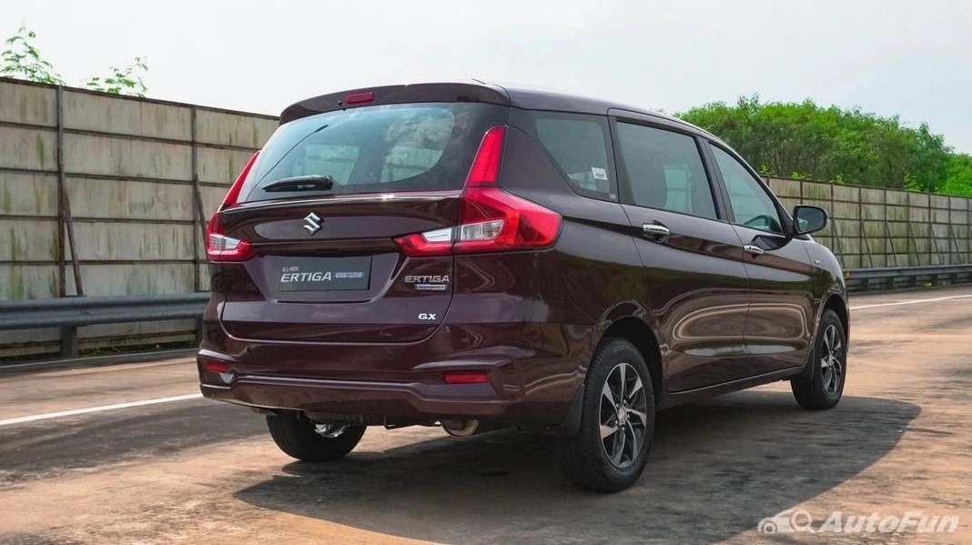 Mitsubishi Xpander ‘không rét mà run’ vì Suzuki Ertiga Hybrid ‘đổ bộ’ Việt Nam với giá 518,6 triệu ảnh 5