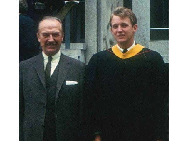 Ch&ugrave;m ảnh: Cuộc đời phi thường của Donald Trump - Thi&ecirc;n t&agrave;i hiếm c&oacute;, to&agrave;n diện trong mọi lĩnh vực ảnh 2