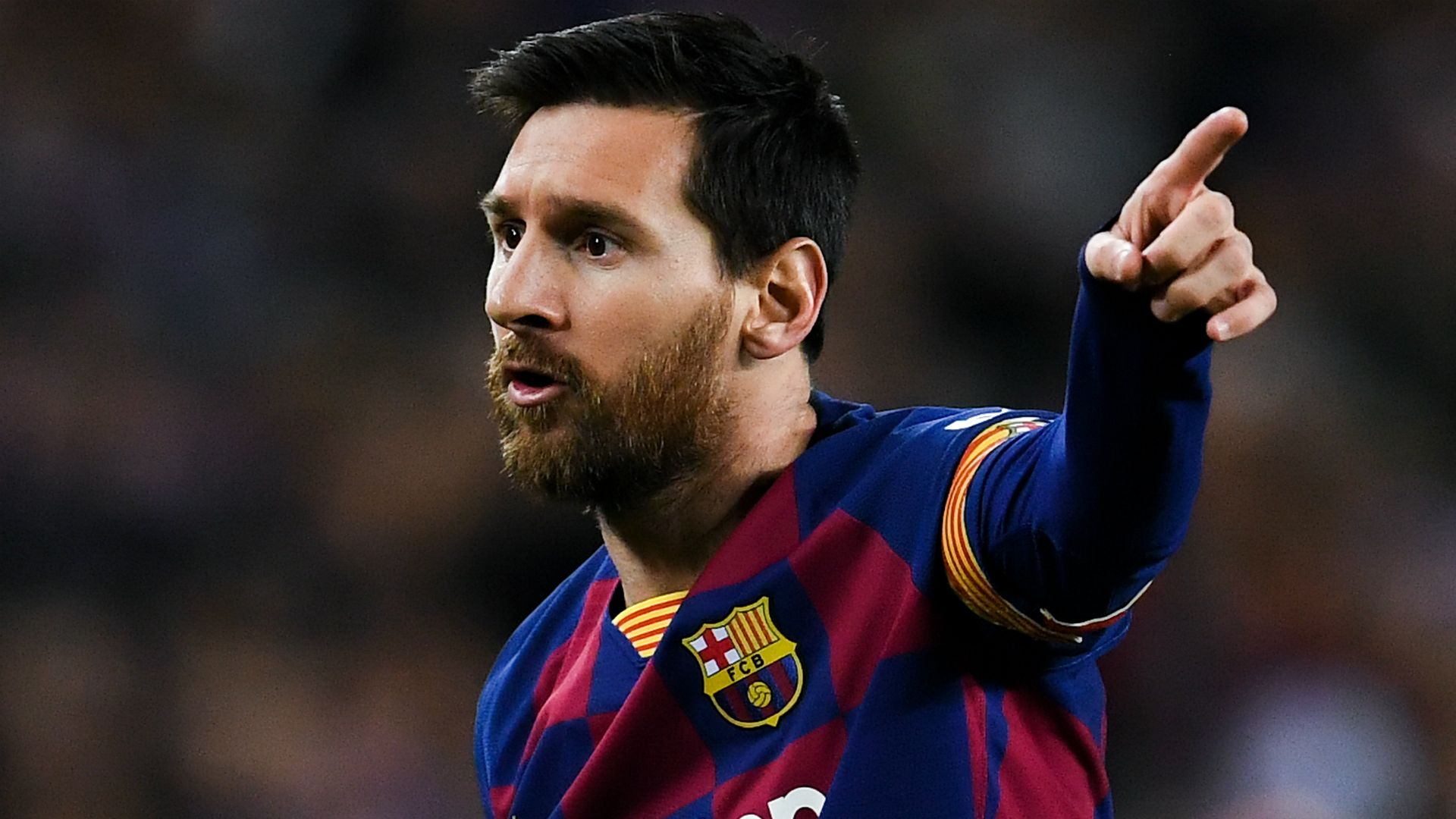 Messi bị 5 cán bộ Tây Ban Nha chặn đầu máy bay để... đòi tiền thuế!? ảnh 2