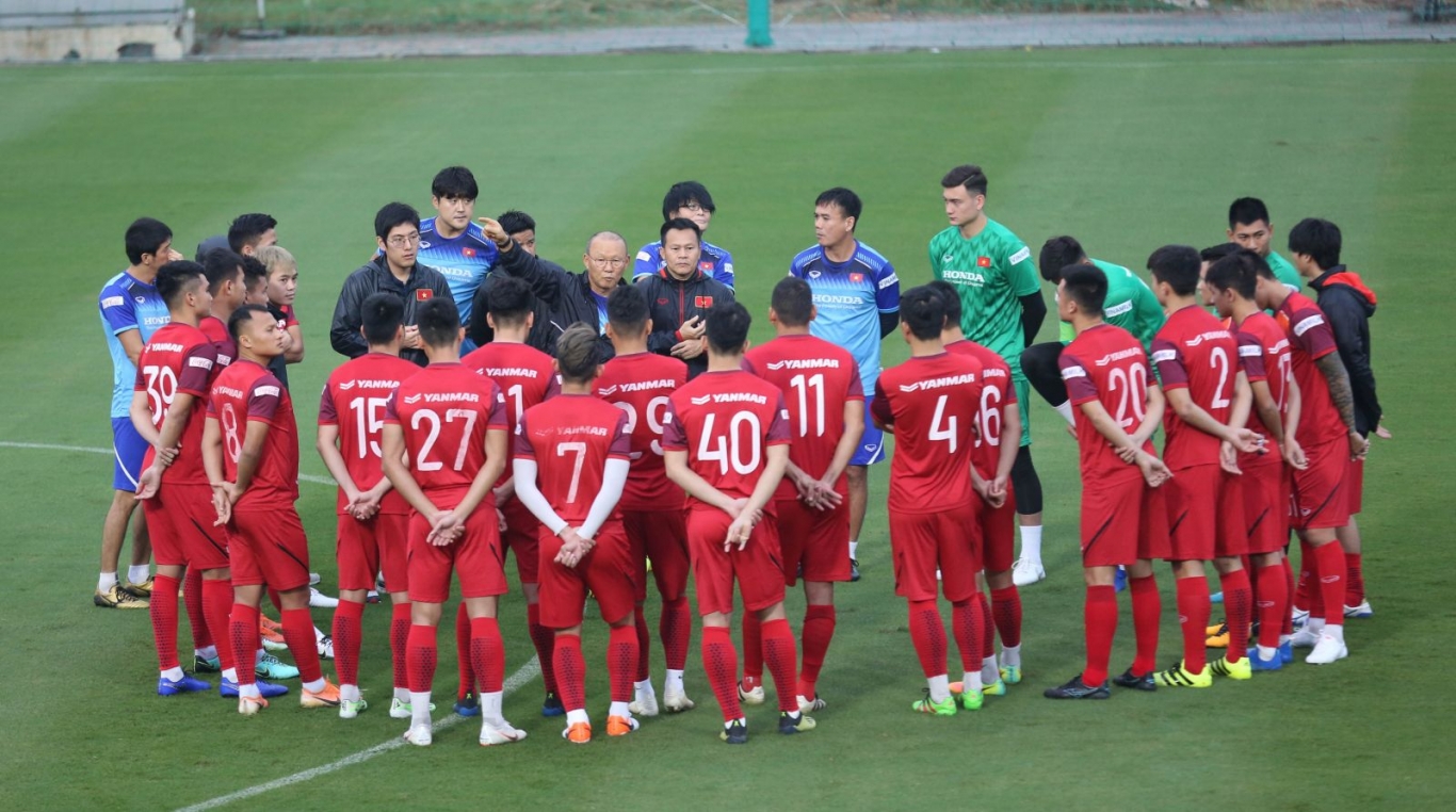 Ông Park Hang Seo và ĐT Việt Nam gặp muôn nẻo bất lợi tại Vòng loại World Cup 2022 ảnh 2