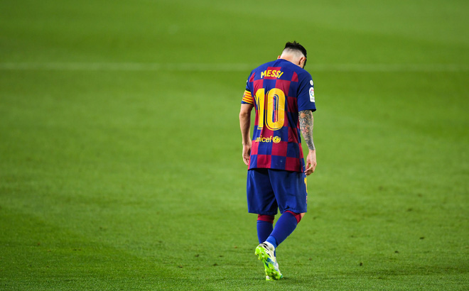 Thuyền trưởng Barcelona tiết lộ tình trạng đáng lo của Lionel Messi ảnh 1
