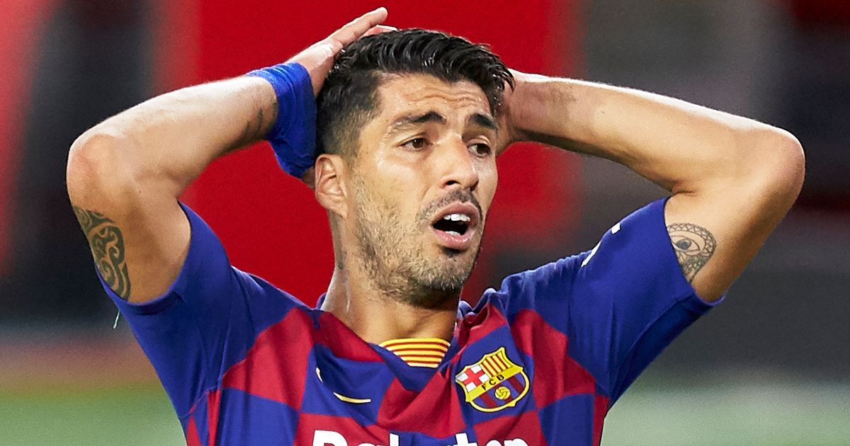Luis Suarez bất ngờ bị cầu thủ vô danh cho ‘ngửi khói’ về giá trị chuyển nhượng ảnh 1