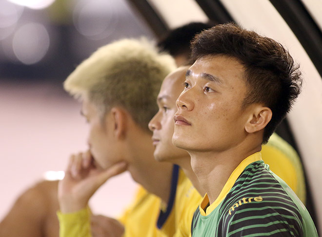 Chỉ v&agrave;o s&acirc;n 1 ph&uacute;t, B&ugrave;i Tiến Dũng vẫn l&agrave;m n&ecirc;n điều kỳ diệu trong m&ugrave;a giải đ&aacute;ng qu&ecirc;n với TP.HCM