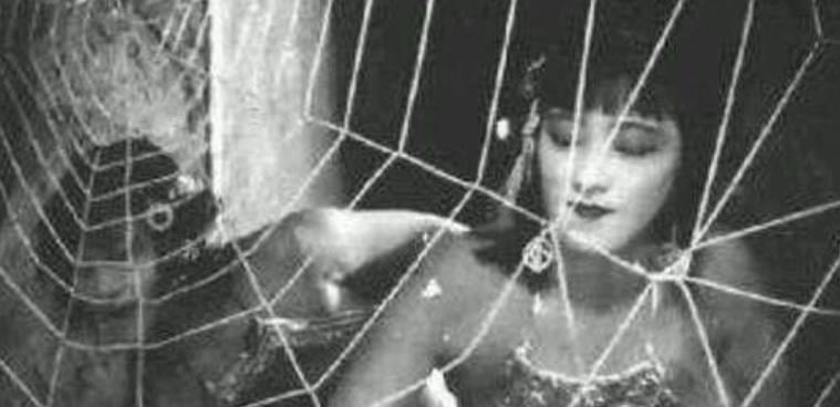 Tây Du Ký 1986 từng có một phiên bản 18+, phản cảm tới mức bị cấm chiếu ngay sau tập đầu tiên