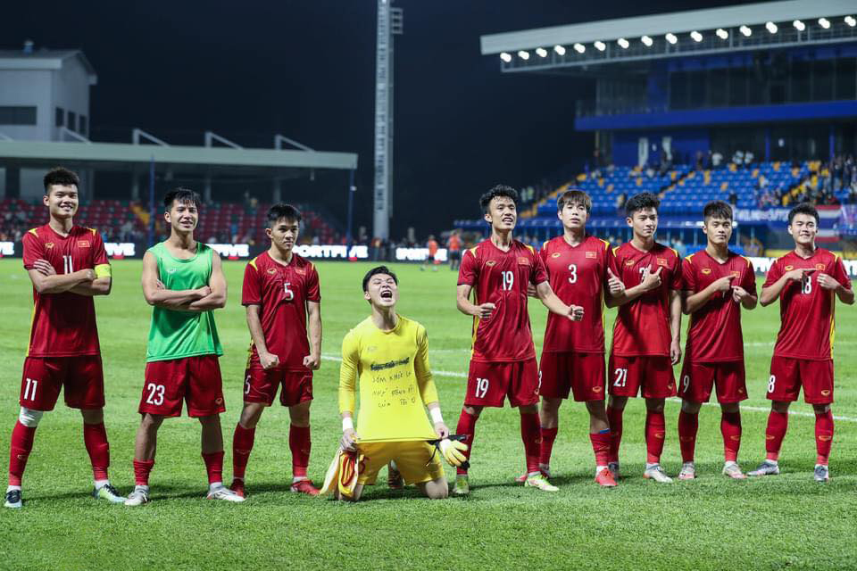 Đ&aacute;nh bại Th&aacute;i Lan ở giải U23 Đ&ocirc;ng Nam &Aacute;, U23 Việt Nam bất ngờ đối mặt với &aacute;n phạt 'ng&agrave;n đ&ocirc;' của AFF