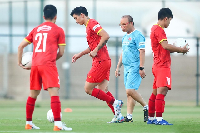 Đoàn Văn Hậu trị liệu bằng 'công nghệ Ronaldo', rút ngắn thời gian trở lại ĐT Việt Nam dự SEA Games?