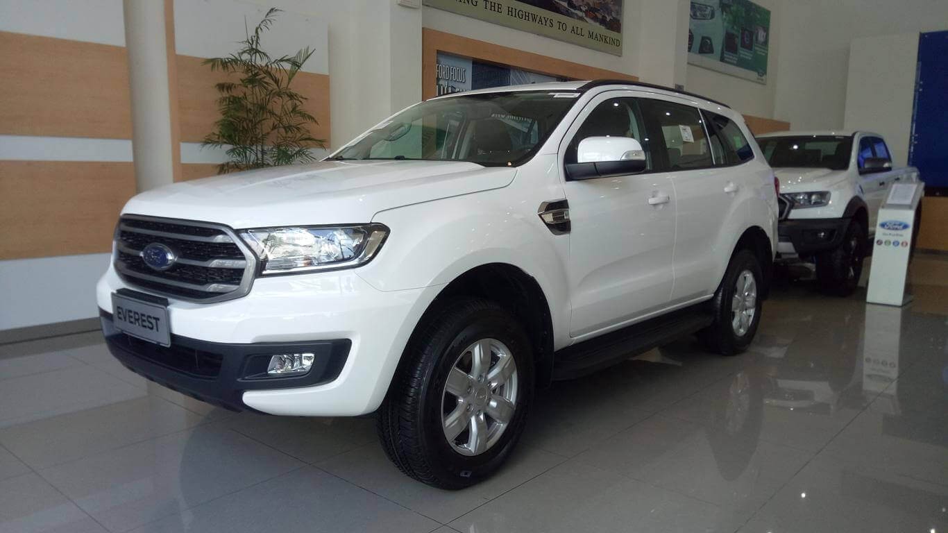 Ford Everest giảm giá, Ford Everest Ambiente