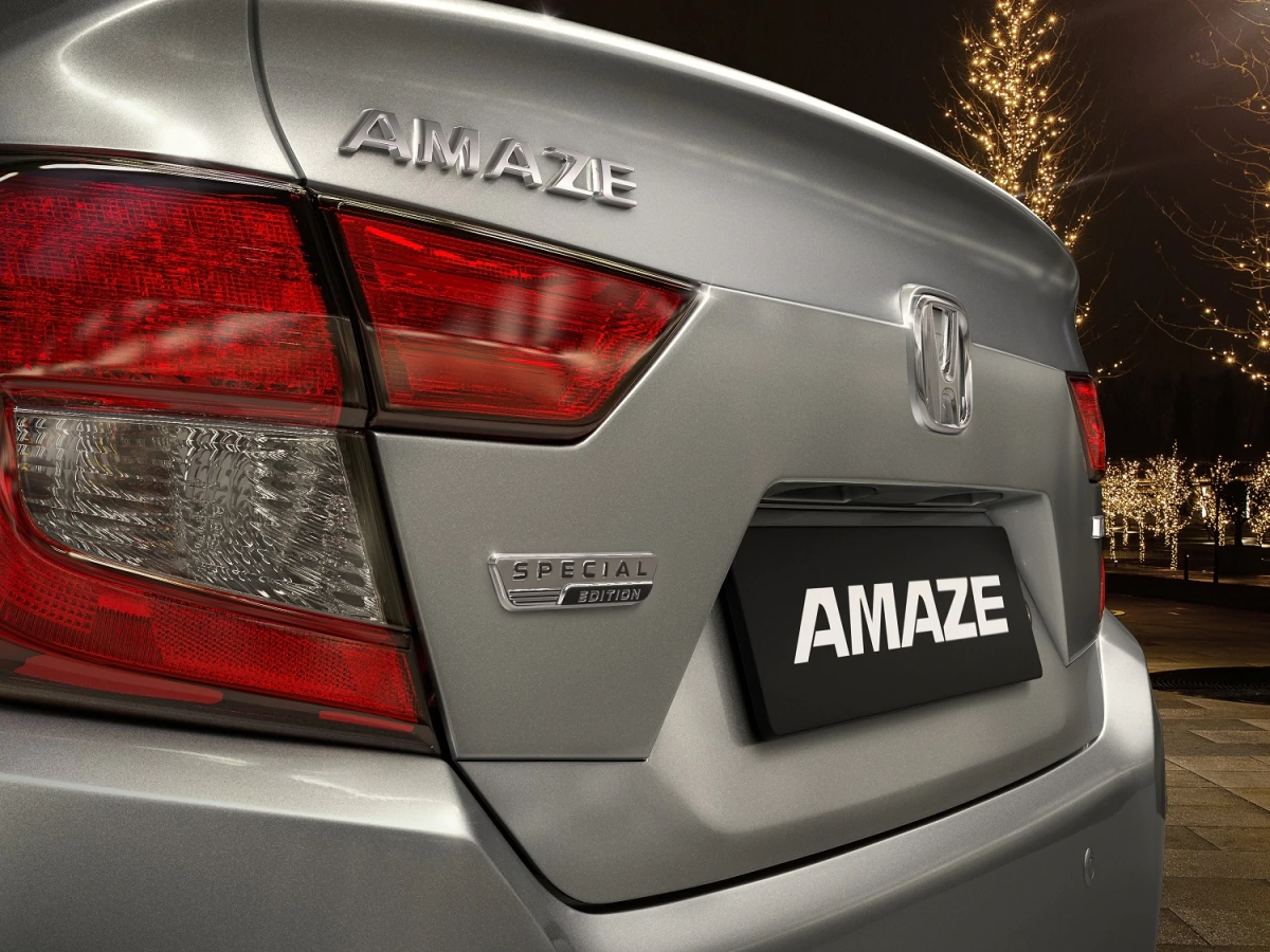 Honda Amaze bản đặc biệt đấu Hyundai Grand i10