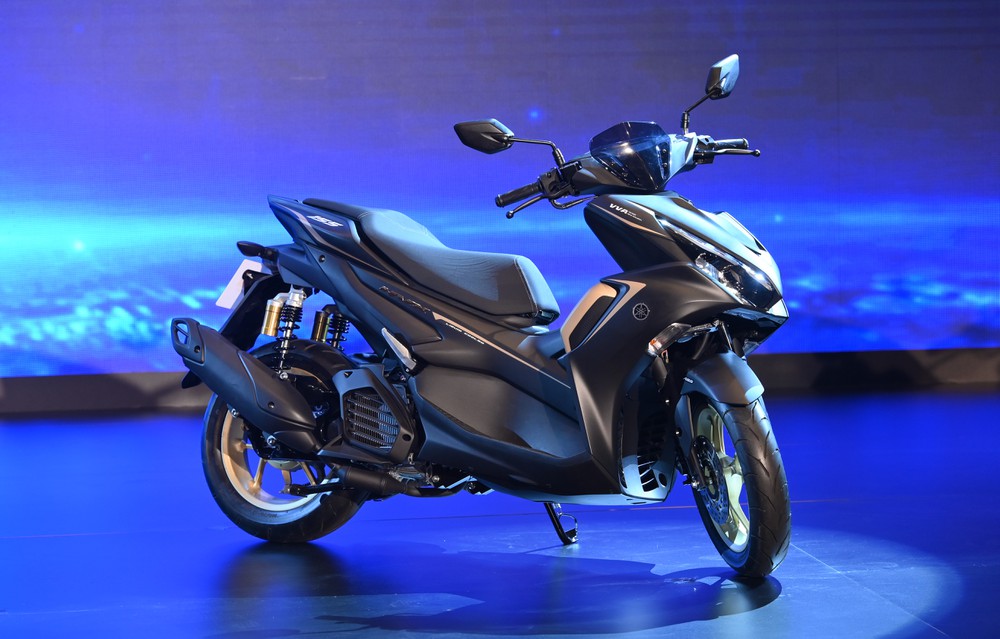 Đánh giá Yamaha NVX 155 VVA 2020
