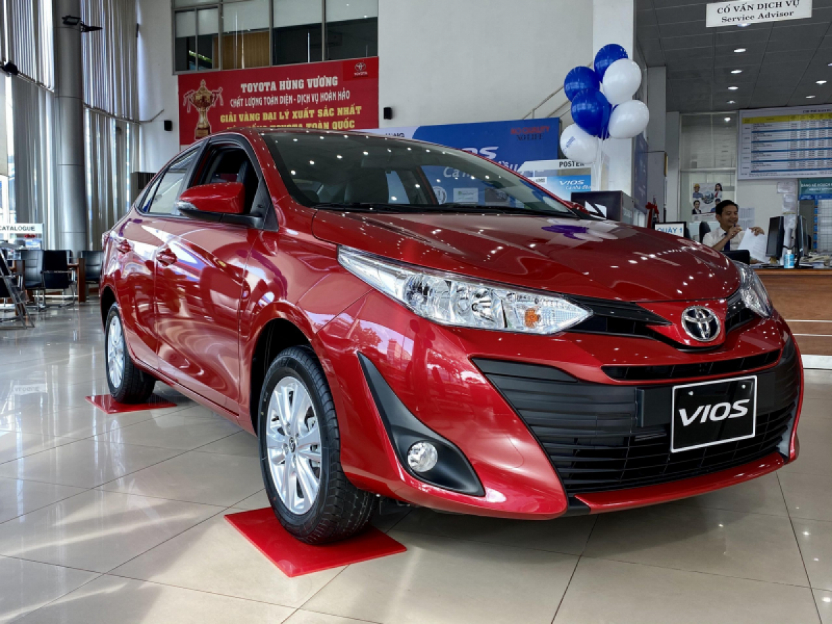 Toyota Vios cháy hàng dịp cuối năm