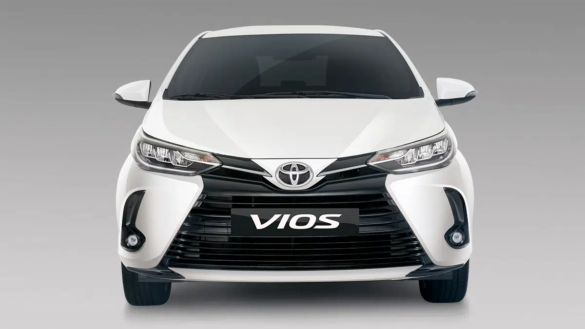 Toyota Vios 2021 nhận cọc