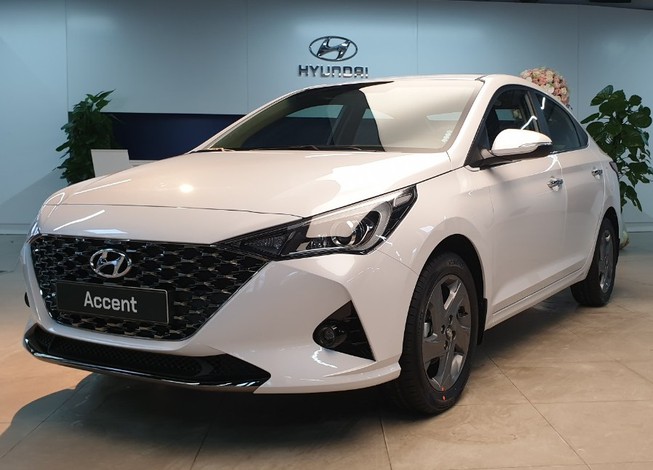 Giá xe Hyundai Accent 2021 giảm mạnh