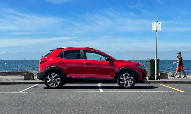 Mẫu xe 'đối đầu' Toyota Corolla Cross ra mắt bản mới với diện mạo miễn ch&ecirc;, gi&aacute; b&aacute;n chỉ 404 triệu