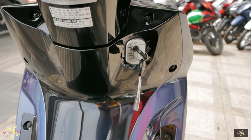 Cận cảnh Honda Future 2022 phiên bản rẻ nhất tại đại lý, đẹp 'trên cơ' Honda Wave Alpha