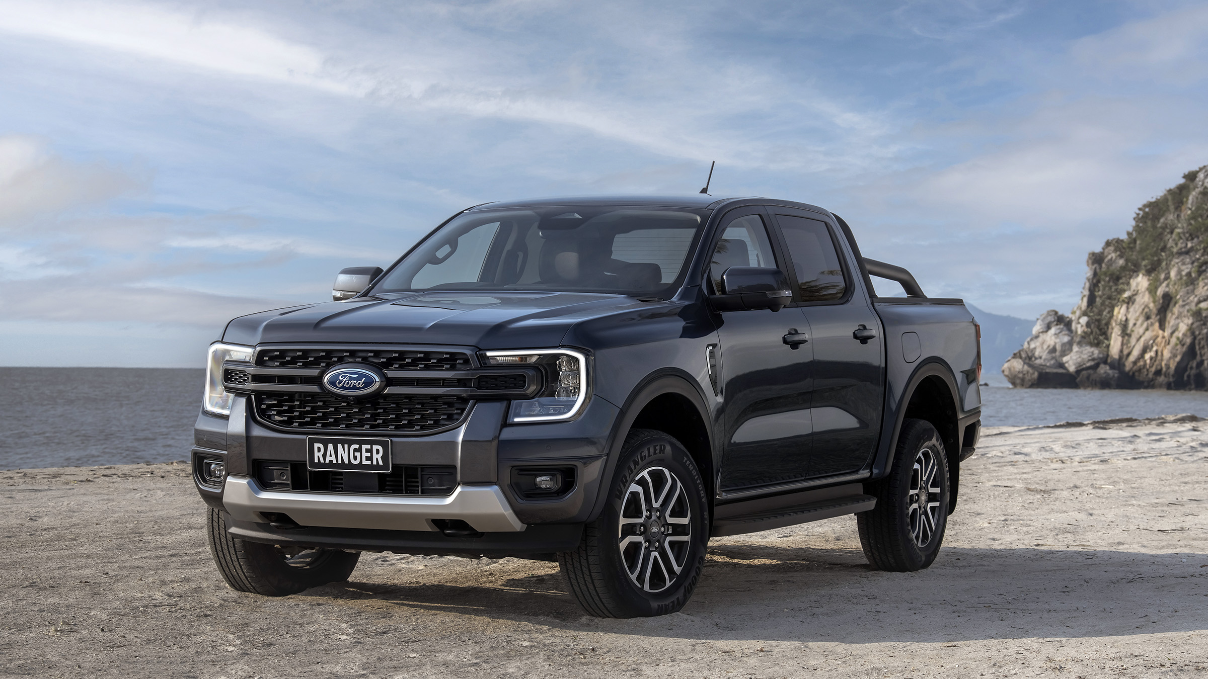 Vén màn Ford Ranger thế hệ mới: Khi chất Việt góp phần tạo nên 'vua bán tải'