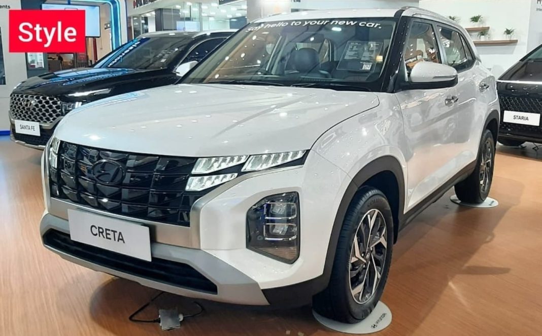 'Vén màn' Hyundai Creta 2022 giá 443 triệu mới về đại lý: Đẹp lấn át Toyota Corolla Cross