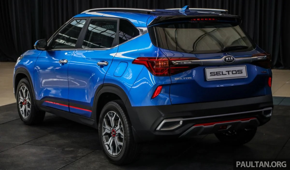 Rộ tin Kia Seltos 2022 sắp ra mắt, n&acirc;ng cấp trang bị v&agrave; động cơ khiến Toyota Corolla Cross 'đau đầu'