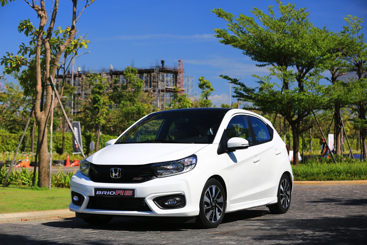 Honda Brio giảm giá cạnh tranh VinFast Fadil, Hyundai Grand i10