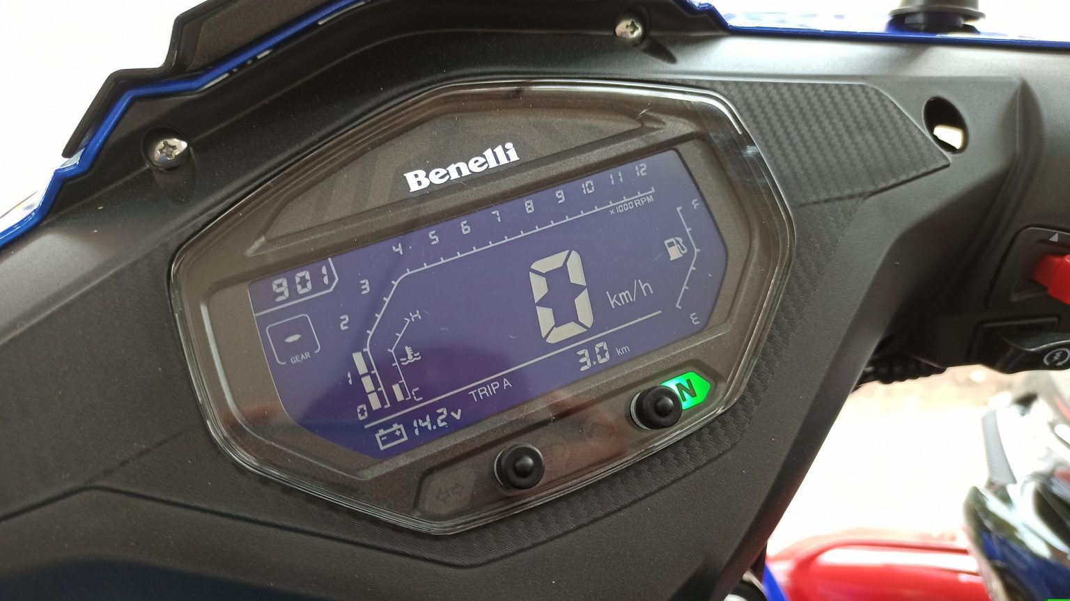 Đối thủ Yamaha Exciter 155 ch&iacute;nh thức về đại l&yacute; với gi&aacute; 45 triệu, sức mạnh v&agrave; thiết kế ấn tượng