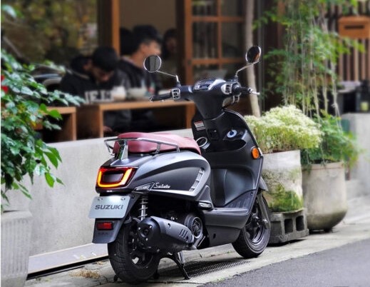 Đối thủ Honda Vision, Honda Lead tung phi&ecirc;n bản mới với mức gi&aacute; g&acirc;y bất ngờ