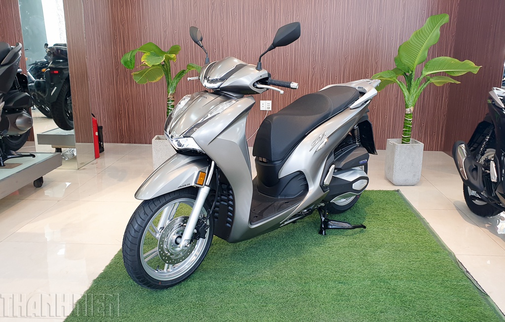 Loạt xe ga nhập khẩu đổ bộ thị trường Việt: Từ đàn anh Honda SH 150i đến mẫu xe thế chân Vision