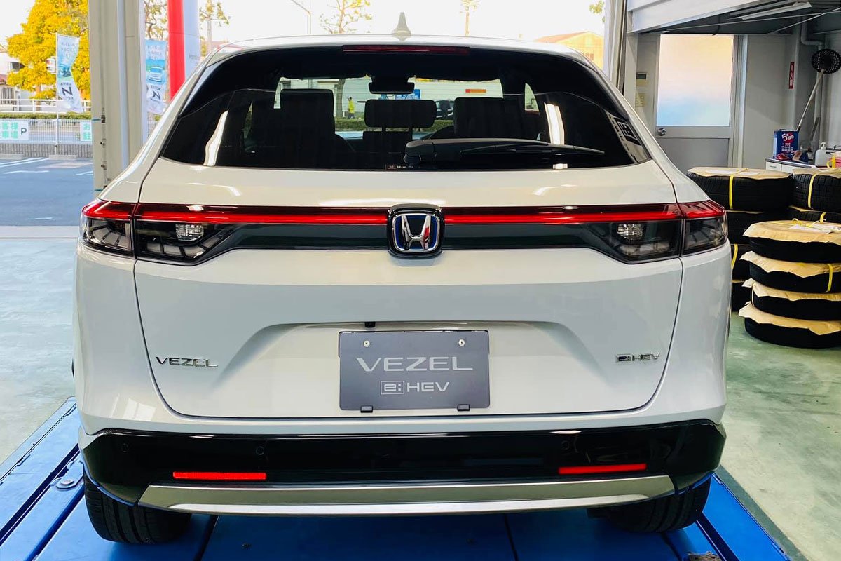 Cận cảnh Honda HR-V 2022 vừa về đại lý: Giá từ 487 triệu, đẹp mê ly khiến khách Việt phát cuồng