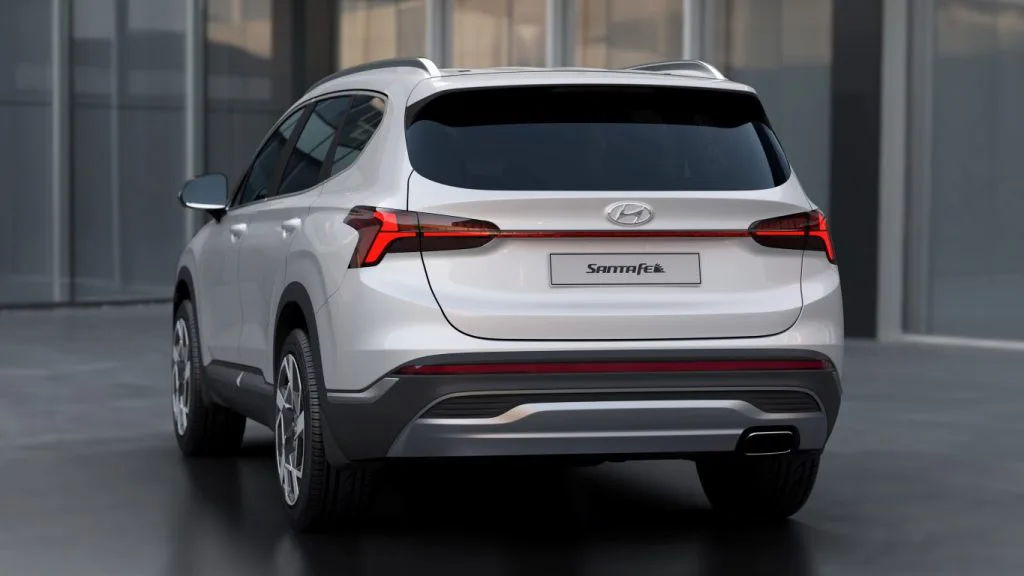 Hyundai SantaFe thế hệ mới sắp ra mắt, hứa hẹn ấn tượng hơn bản 2021 vừa về đại lý