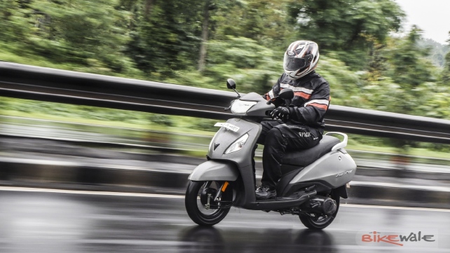 Honda Vision, Lead 'bấn loạn' trước loạt xe ga gi&aacute; rẻ: Đắt h&agrave;ng kh&ocirc;ng tưởng với thiết kế m&atilde;n nh&atilde;n