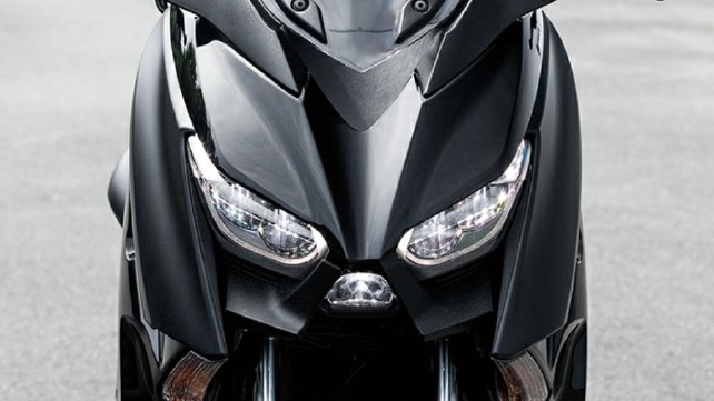 Yamaha tr&igrave;nh l&agrave;ng si&ecirc;u phẩm tay ga mới: Gi&aacute; đắt hơn Honda SH 150i, về đại l&yacute; trong th&aacute;ng 7