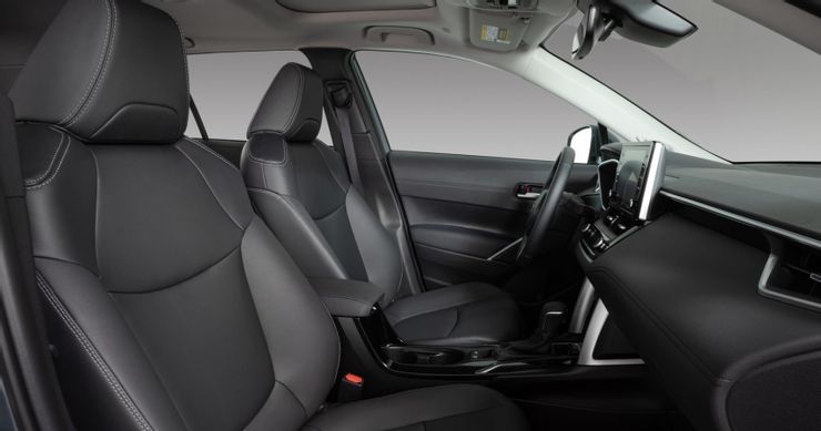 Video cận cảnh mẫu Toyota Corolla Cross 2022 giá 460 triệu: Dễ dàng vượt mặt Kia Seltos, Honda HR-V