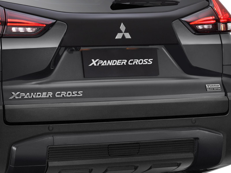 Mitsubishi Xpander 2021 bất ngờ có thêm bản mới, giá chỉ 442 triệu khiến khách Việt ngỡ ngàng