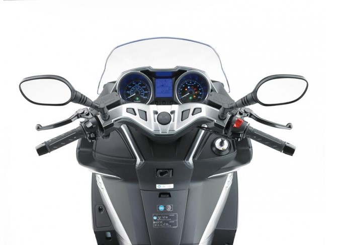 Cận cảnh si&ecirc;u phẩm tay ga vừa ra mắt: Thiết kế v&agrave; trang bị khiến Honda SH bị lu mờ