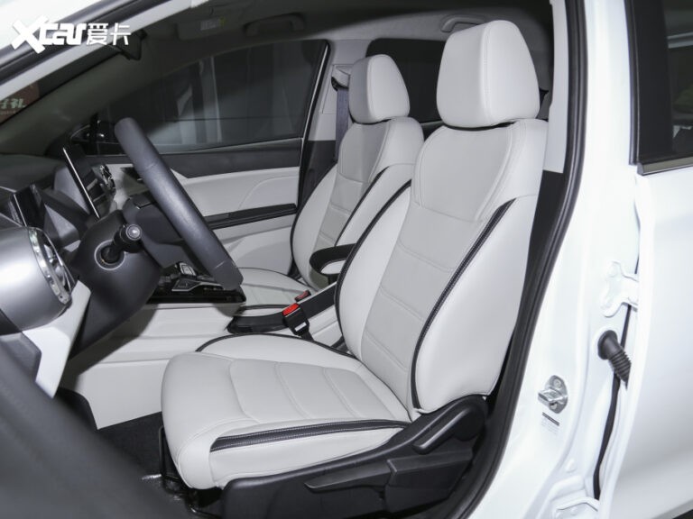 Mẫu &ocirc; t&ocirc; điện gi&aacute; 284 triệu đồng về đại l&yacute;, mối đe dọa mới của Hyundai Grand i10