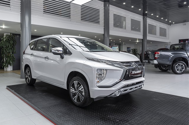 Mitsubishi Xpander tiếp tục nhận ưu đãi hấp dẫn tại đại lý, 'phủ đầu' Toyota Innova