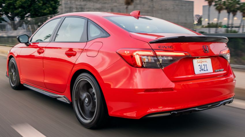 Honda Civic thế hệ mới ra mắt trong tháng 8 tới, hé lộ thiết kế khiến Kia Cerato 2021 'dè chừng'