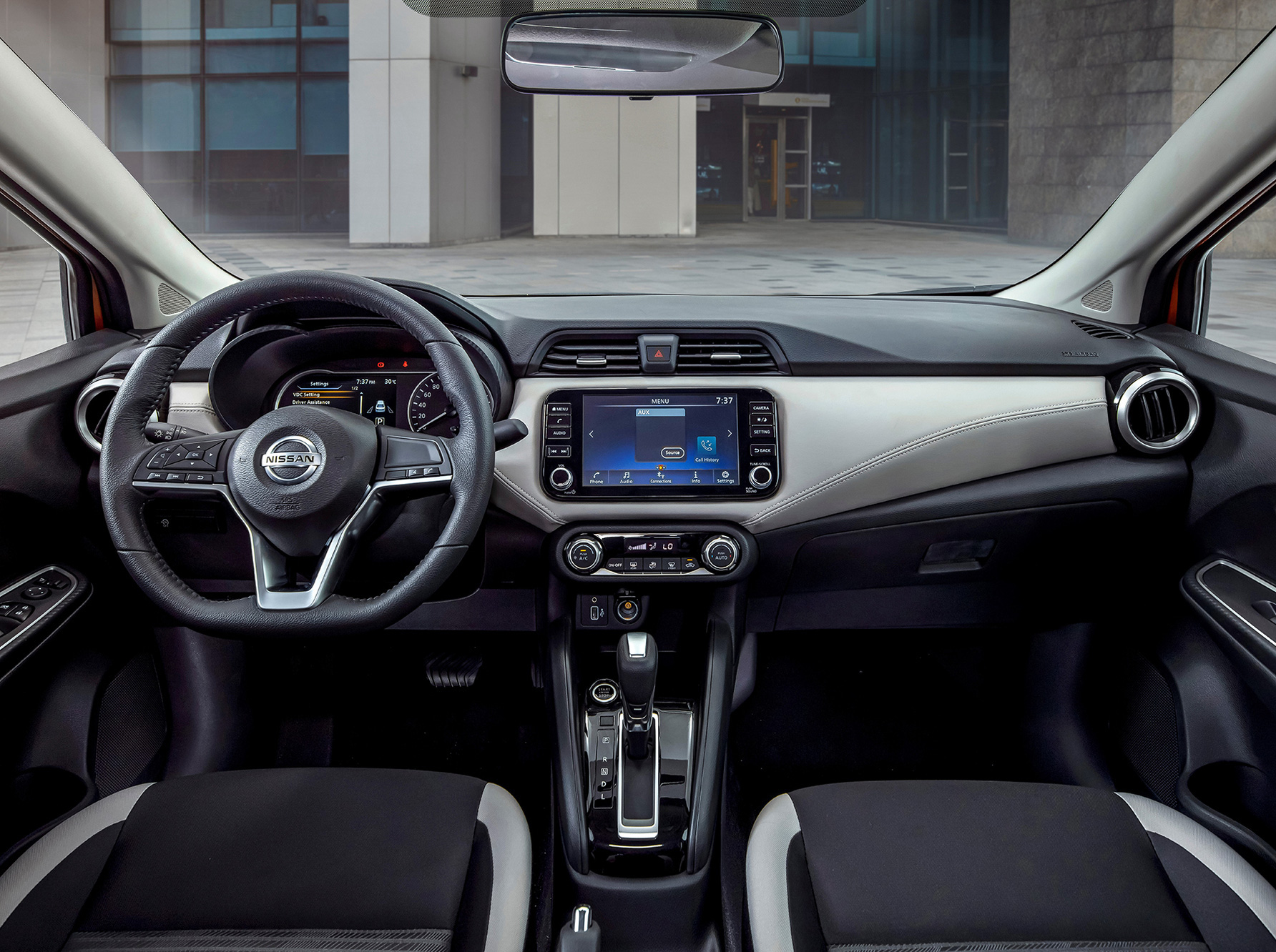 Nissan Almera 2021 chính thức ra mắt: Rẻ hơn Toyota Vios, có nhiều trang bị độc nhất phân khúc 