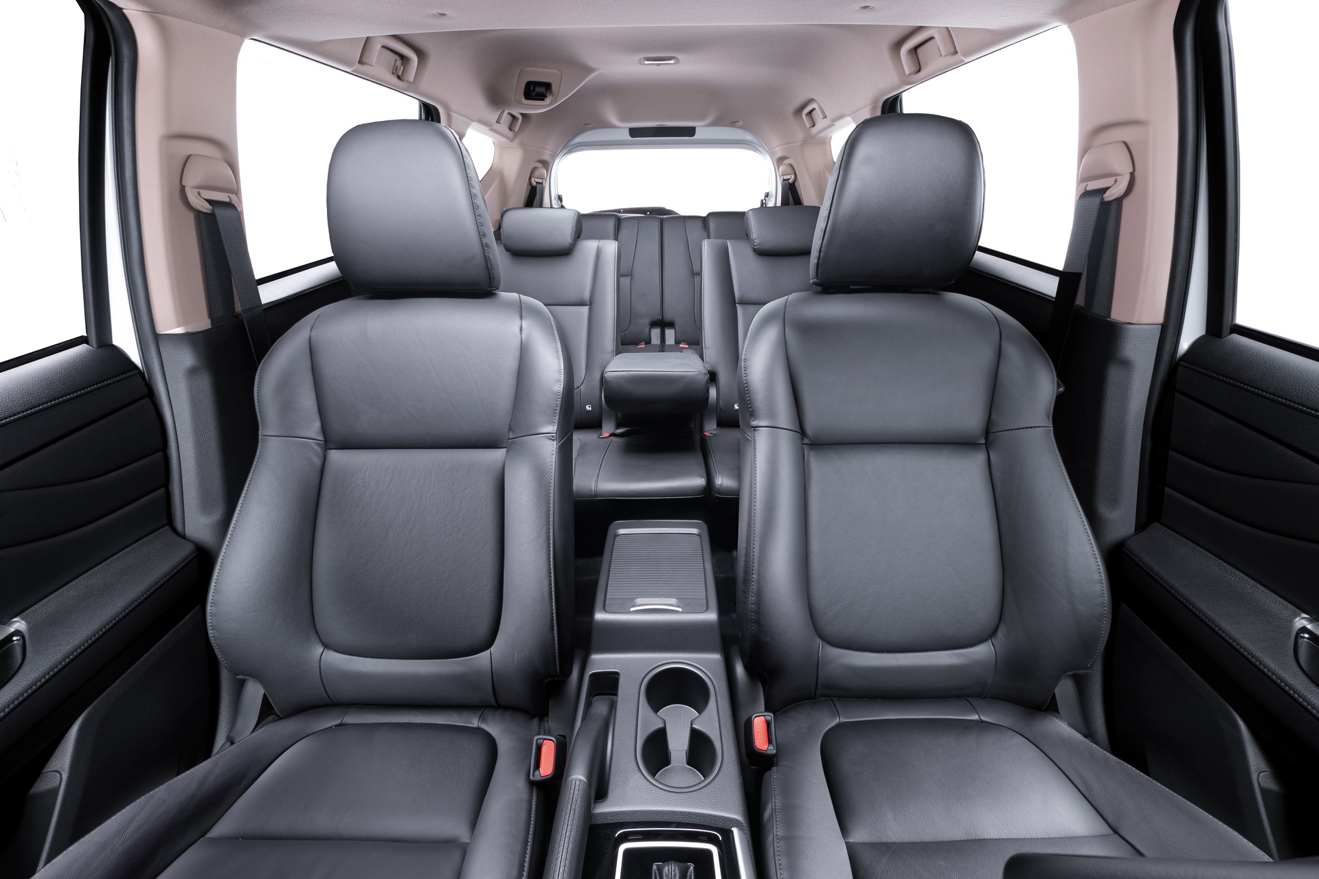 Mitsubishi Xpander bản đặc biệt giá 630 triệu ra mắt khách Việt, thêm trang bị 'đe nẹt' Suzuki XL7