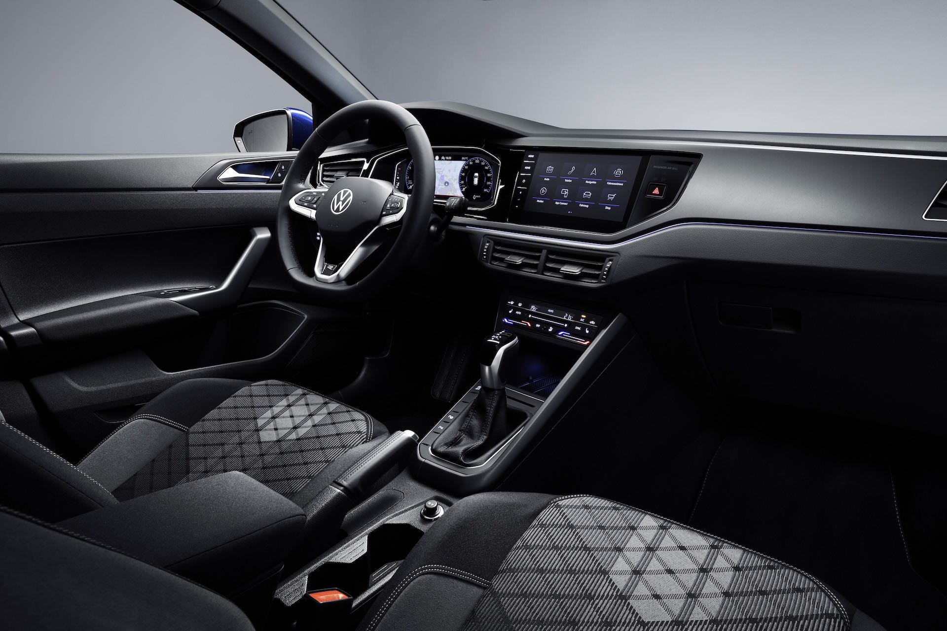 Mẫu xe 'thế chân' Toyota Vios ra mắt với mức giá hấp dẫn, trang bị lấn át cả Hyundai Accent