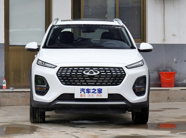'Bản sao' cỡ nhỏ của Hyundai SantaFe chuẩn bị về Việt Nam, giá bán chưa đến 300 triệu gây bất ngờ