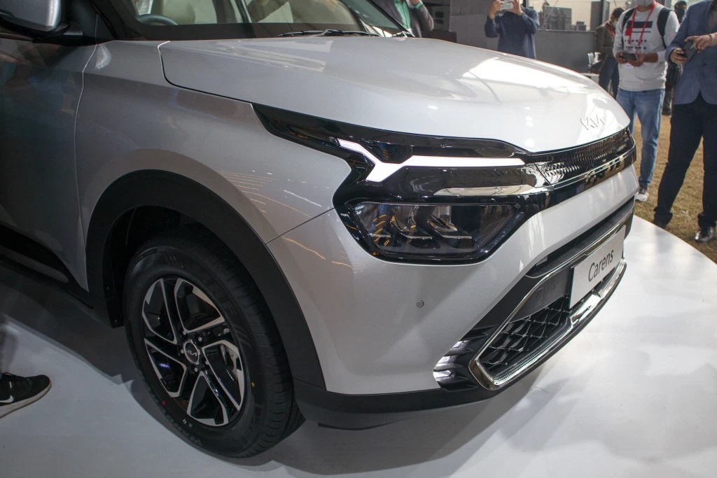 Cận cảnh diện mạo thực tế của mẫu MPV sắp mở bán: Vượt trội hơn Mitsubishi Xpander, giá 458 triệu