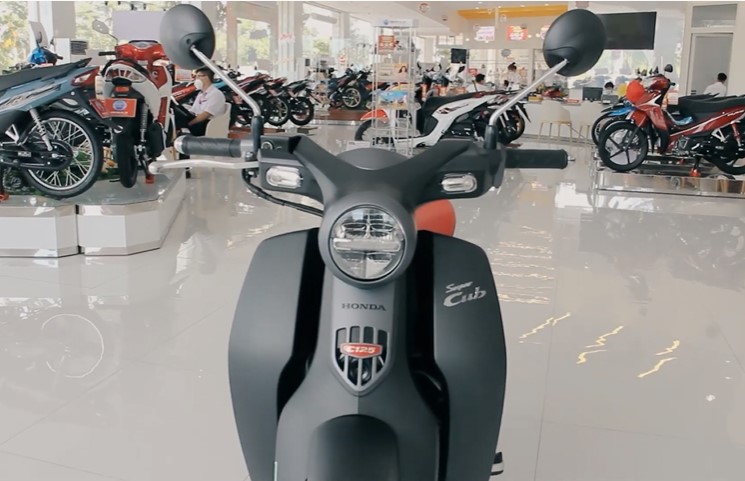 Mẫu xe số được 'săn đ&oacute;n' của Honda bất ngờ về đại l&yacute; Việt: Nhập từ Th&aacute;i Lan, đẹp lấn &aacute;t Wave Alpha