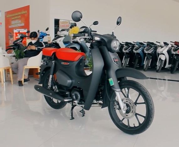 Mẫu xe số được 'săn đ&oacute;n' của Honda bất ngờ về đại l&yacute; Việt: Nhập từ Th&aacute;i Lan, đẹp lấn &aacute;t Wave Alpha