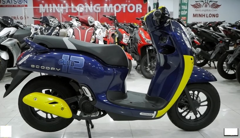 Mẫu xe ga Honda đắt ngang Honda SH bất ngờ về đại l&yacute; Việt, diện mạo cuốn h&uacute;t khiến d&acirc;n t&igrave;nh bấn loạn