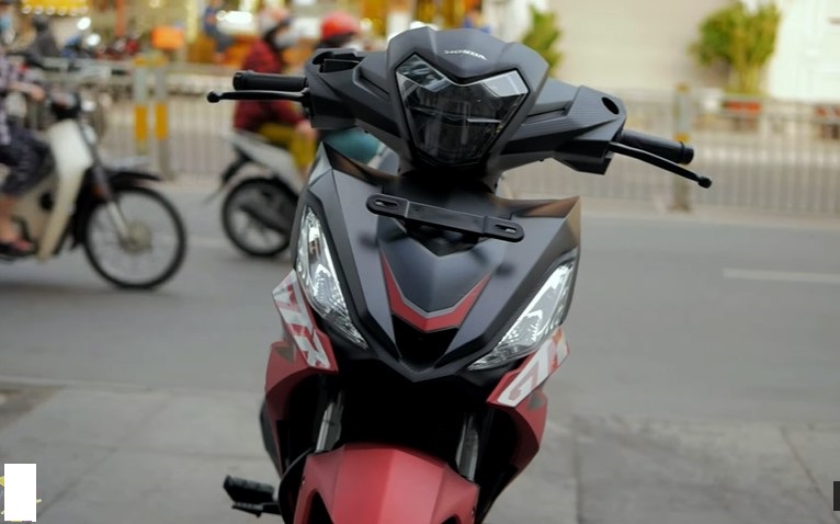 Cận cảnh mẫu xe côn tay Honda mới về đại lý Việt: Đẹp hơn hẳn Winner X, giá bán 'đe nẹt' Exciter 155